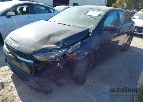 2024 Kia Forte Lxs z USA, uszkodzony, nr VIN 3KPF24AD6RE747233